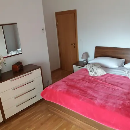 With A Parking Space Kastel Sucurac 15115 Pensionat