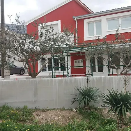 Pensionat With A Parking Space Kastel Sucurac 15115 3*
